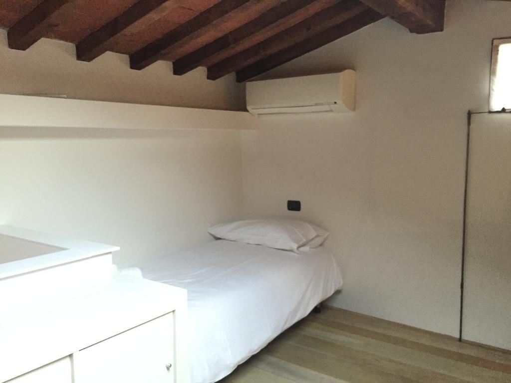Mezzanine Dell'Orto By 360Rentals Φλωρεντία Δωμάτιο φωτογραφία